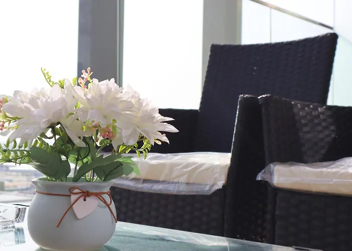 Your Sleek Transit 1Br Oasis Hideaway In Masdar City