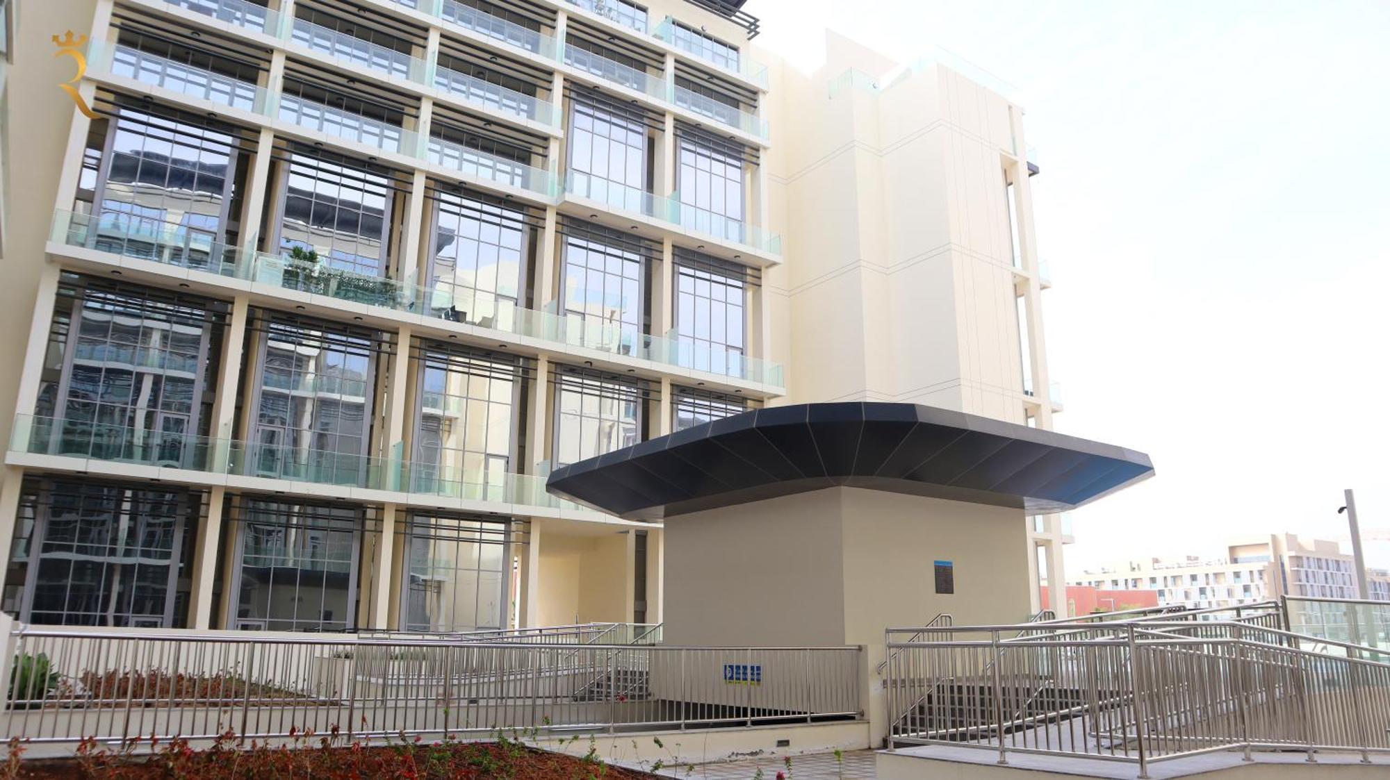 Your Sleek Transit 1br Oasis Hideaway In Masdar Apartment *