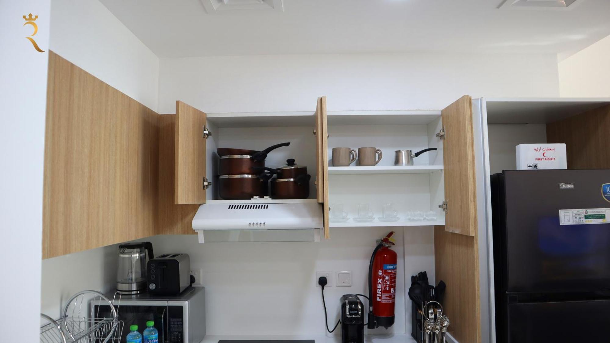 Apartment Your Sleek Transit 1br Oasis Hideaway In Masdar Abu Dhabi