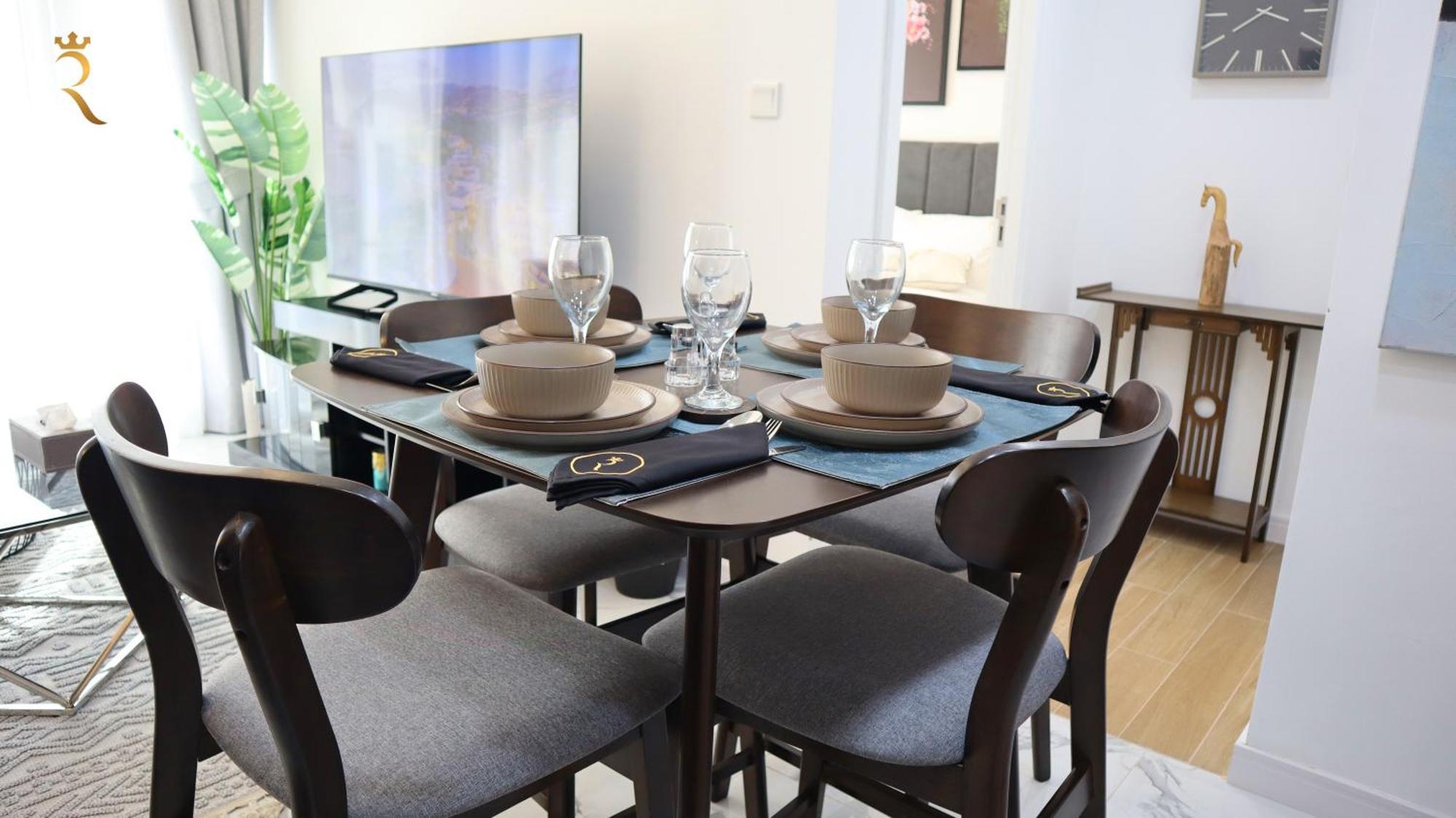 Apartment Your Sleek Transit 1br Oasis Hideaway In Masdar Abu Dhabi