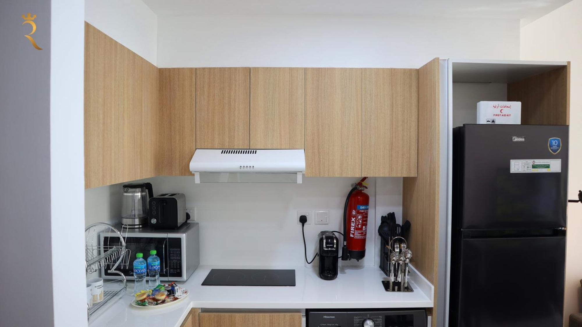 Apartment Your Sleek Transit 1br Oasis Hideaway In Masdar